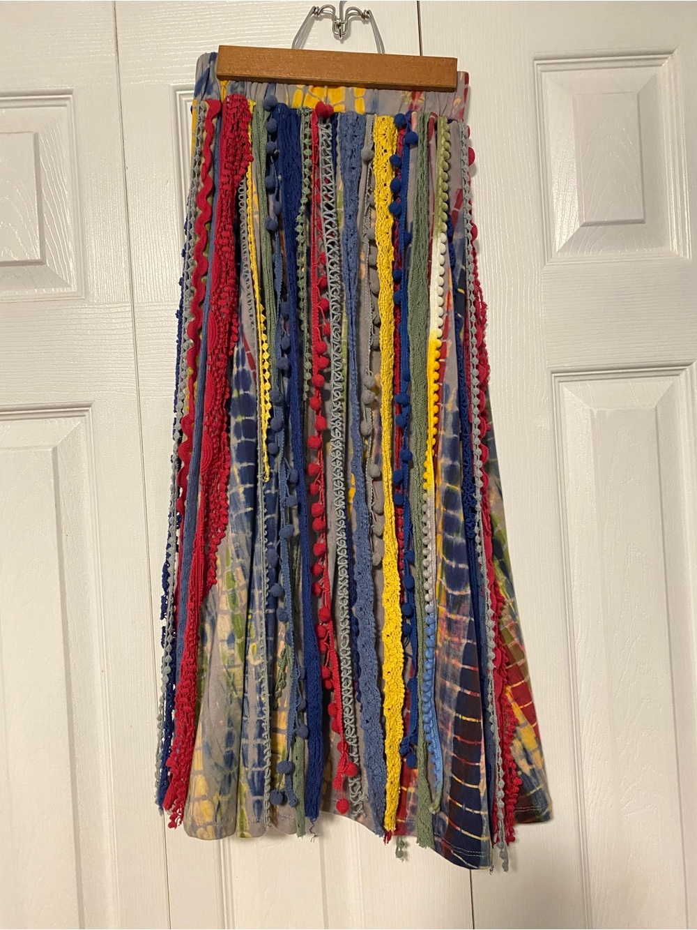 Jak & Peppar Maxi Skirt tie dye with decorative trim Lace Pompom Elastic Waist